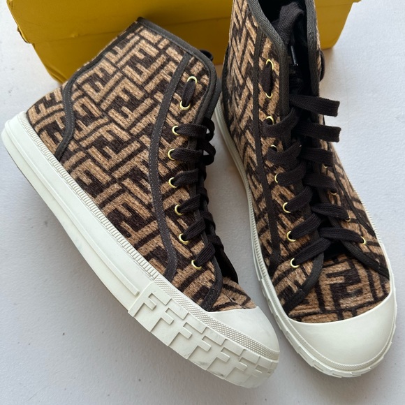 Monogram High-Tops in Brown and Black Fendi - Picture 5 of 10